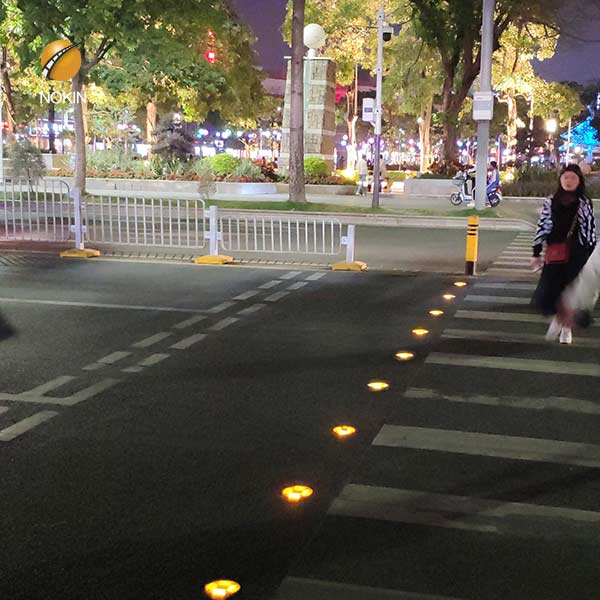 Smart Pedestrian Crossing Warning Totem - Sinowatcher 